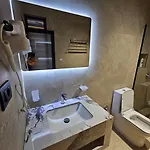 Private Pool, 1 Bedroom River View שקודר