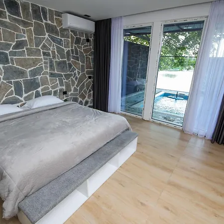 Private Pool, 1 Bedroom River View Вилла *